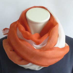 Oversized Wollschal (Merino) - one-play. Farbverlauf Orange - Wollweiss.